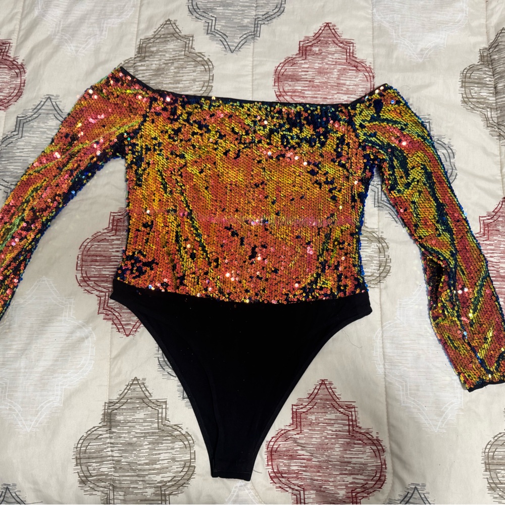 SHEIN Black Polyester Garment